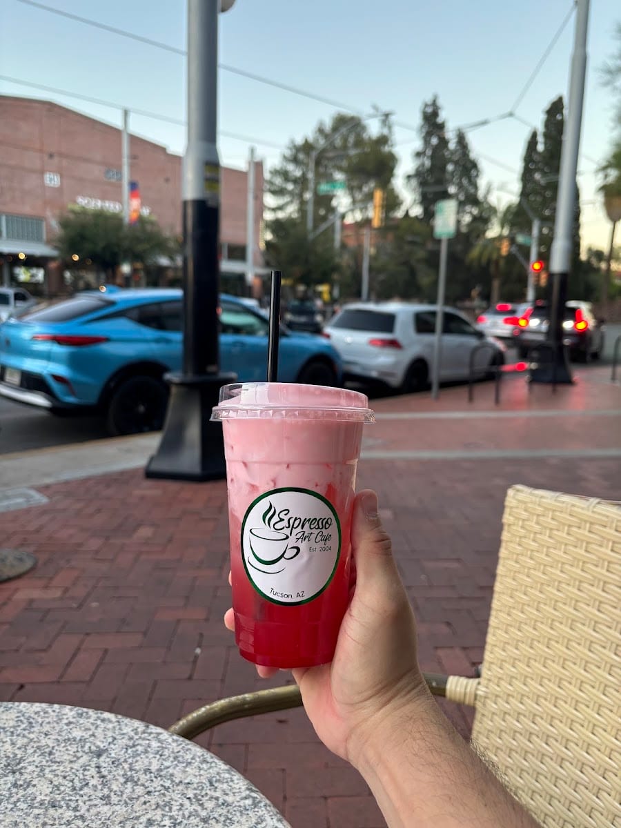 Espresso Art Cafe, Cocktail & Hookah Lounge