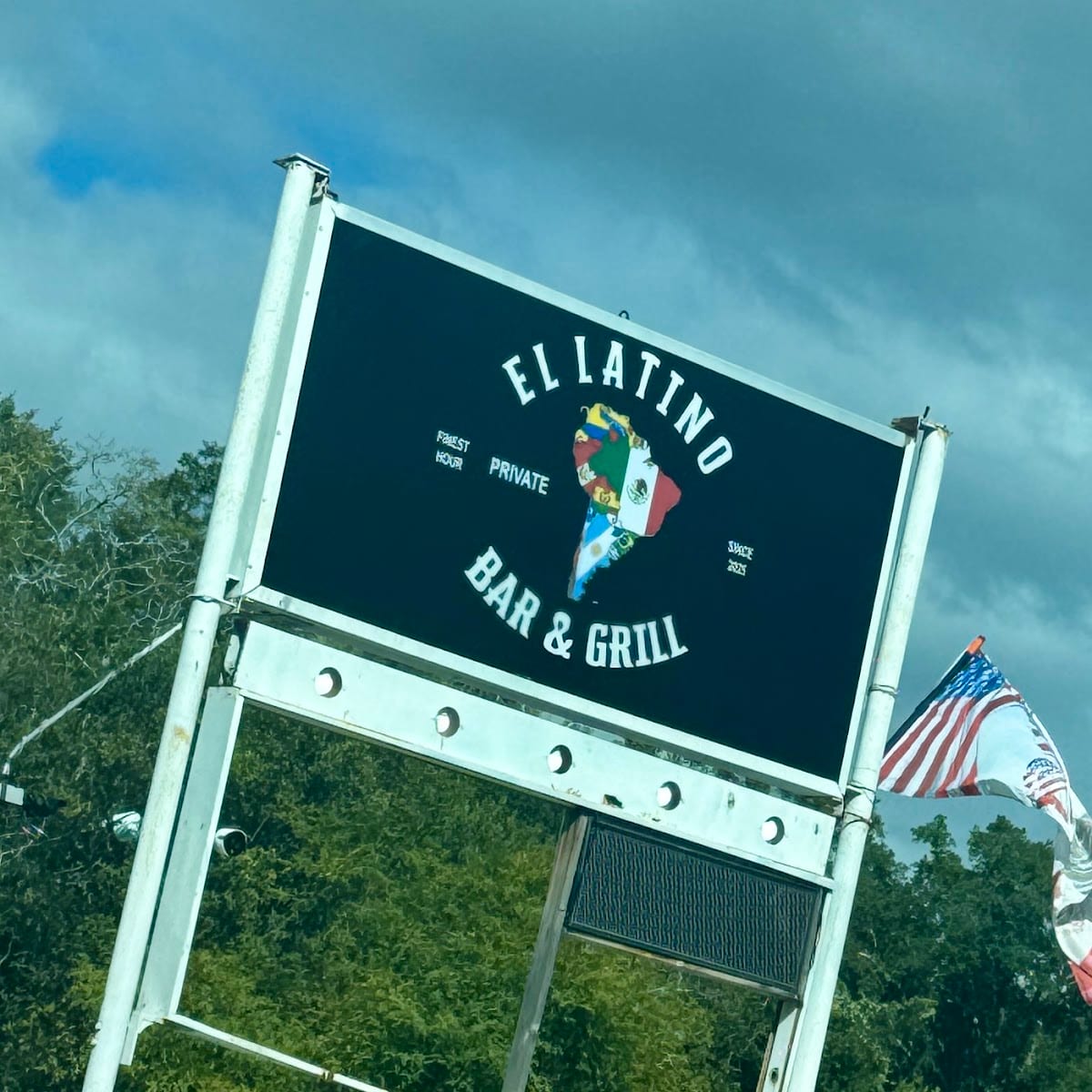 “El Latino” Bar & Grill, photo 3