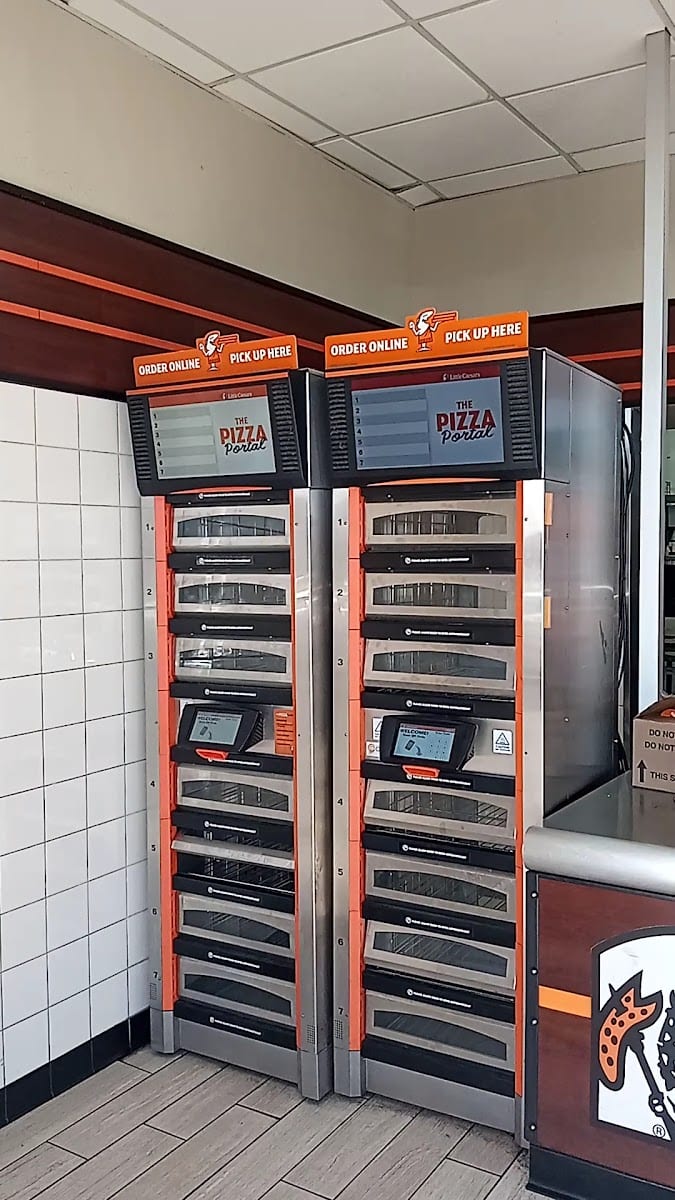 Little Caesars Pizza, photo 2