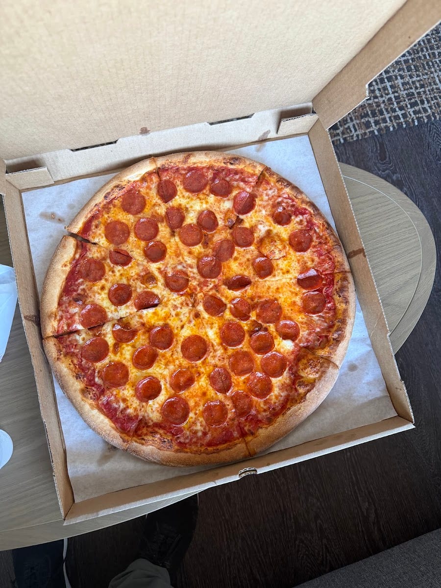 Big Apple Pizza, photo 4