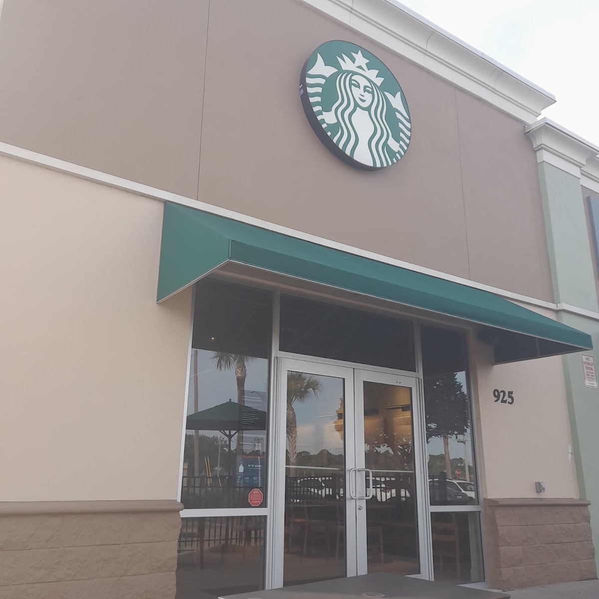 Starbucks Coffee Company, photo 3