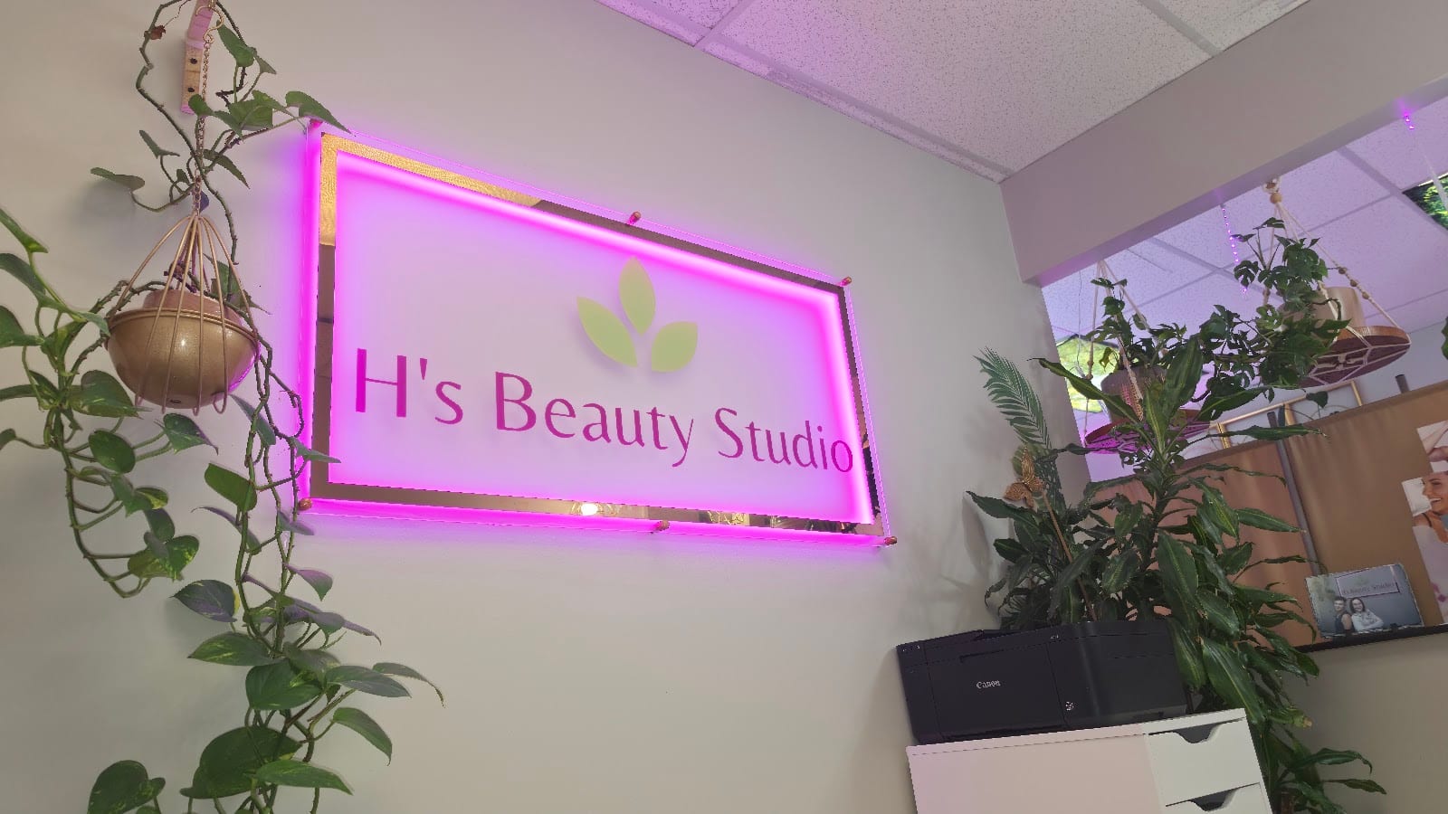 H's Beauty Studio, photo 3