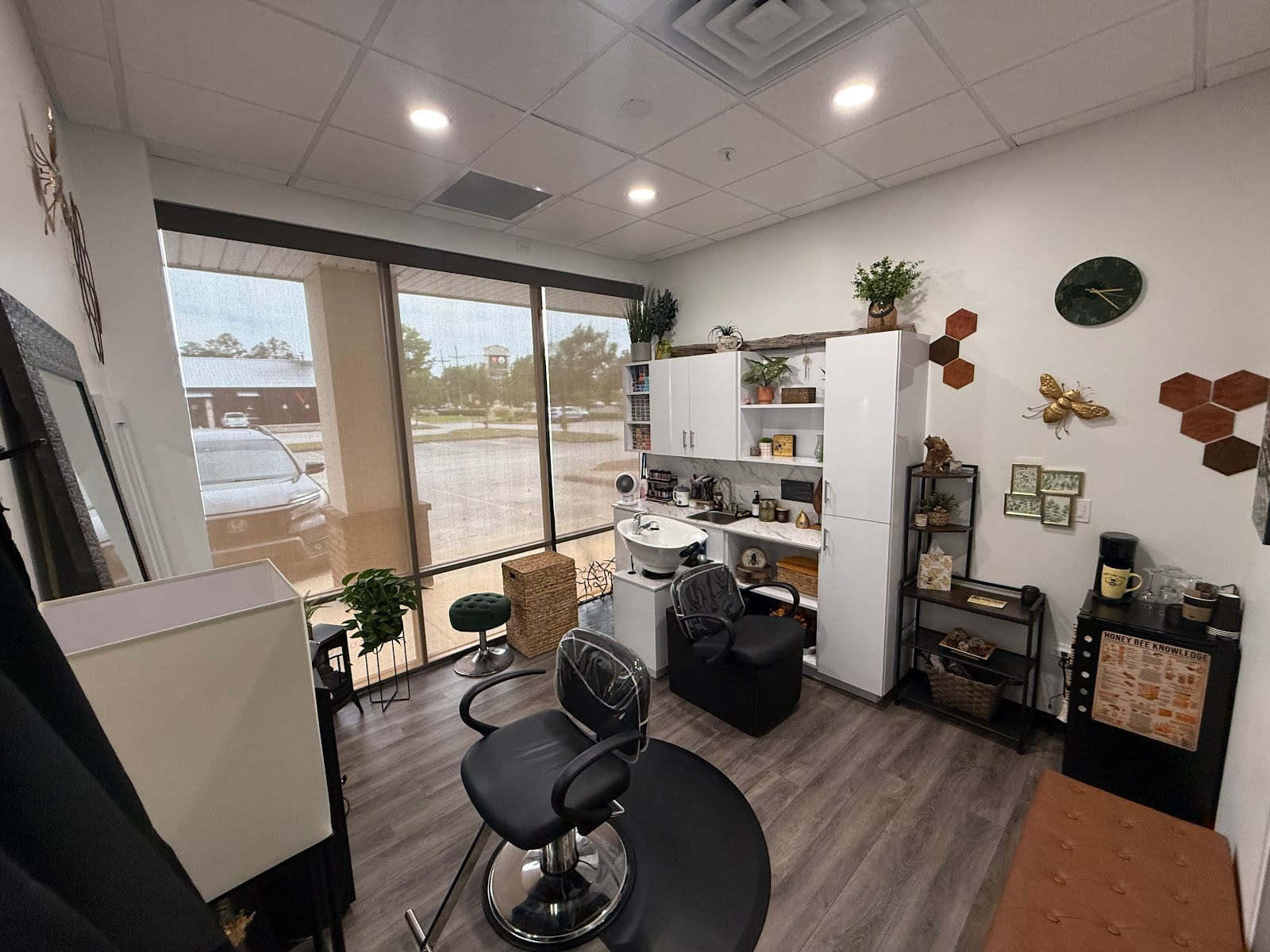 Gray Bee Salon