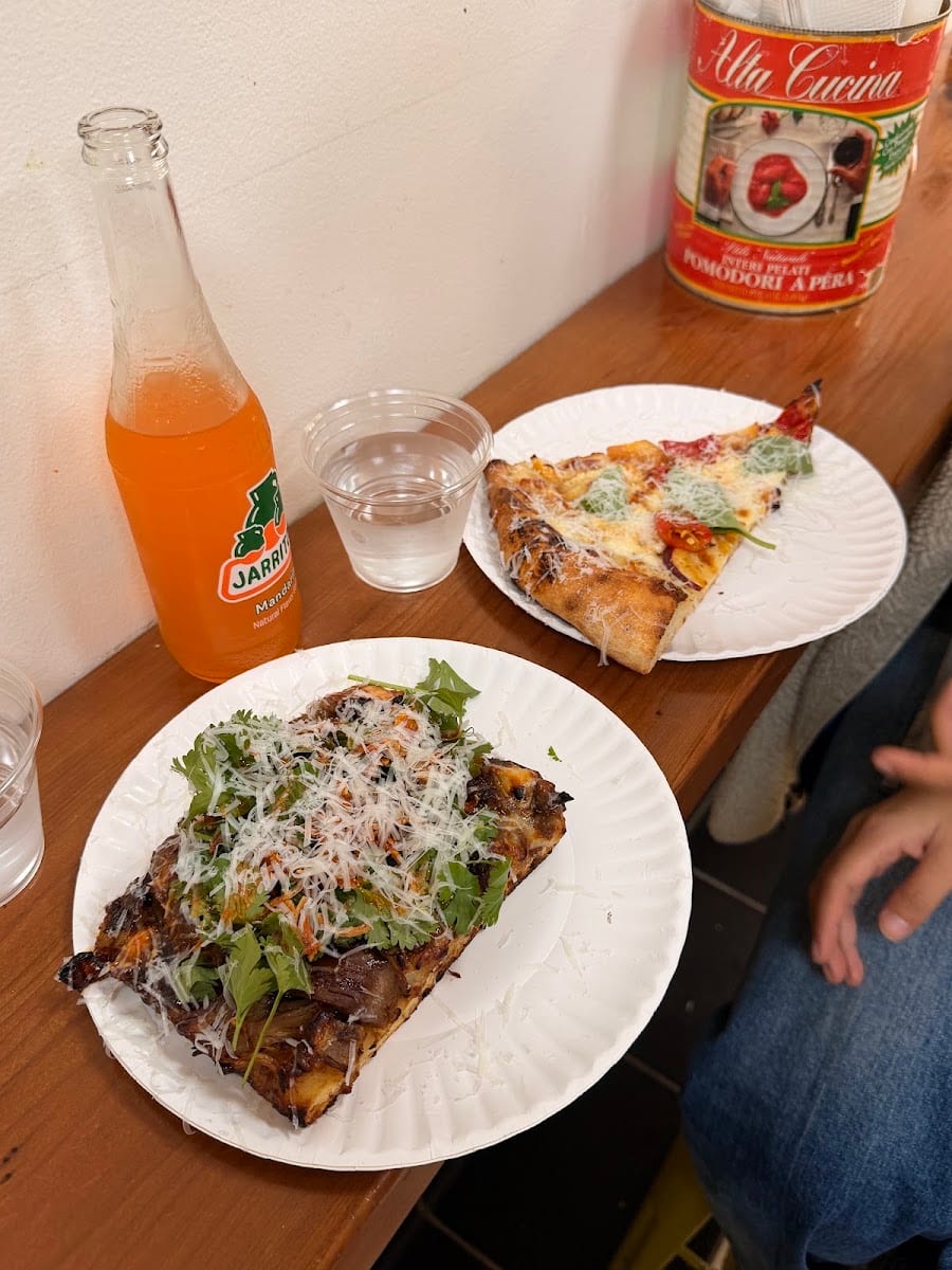 Outta Sight Pizza II, photo 3