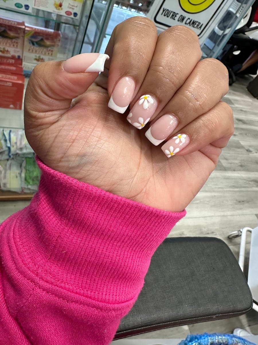 QT Nails, photo 2