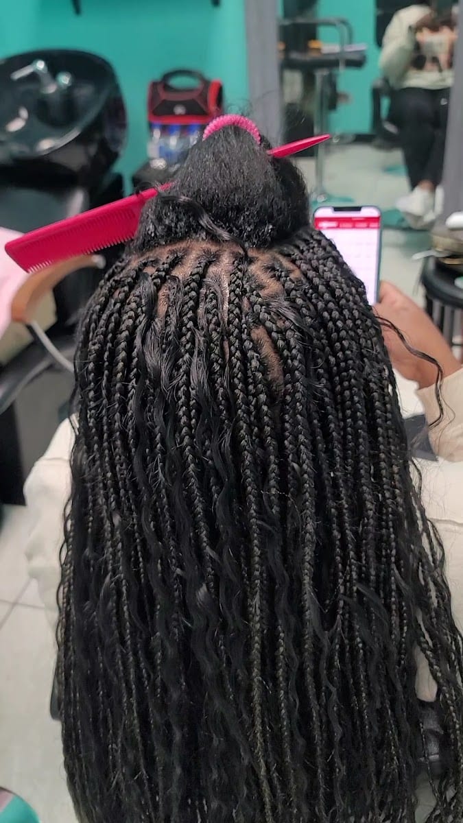 Pink Diva African Hair Braiding, photo 2