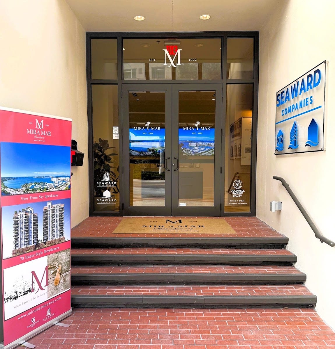 Mira Mar Residences Sales Gallery, photo 2