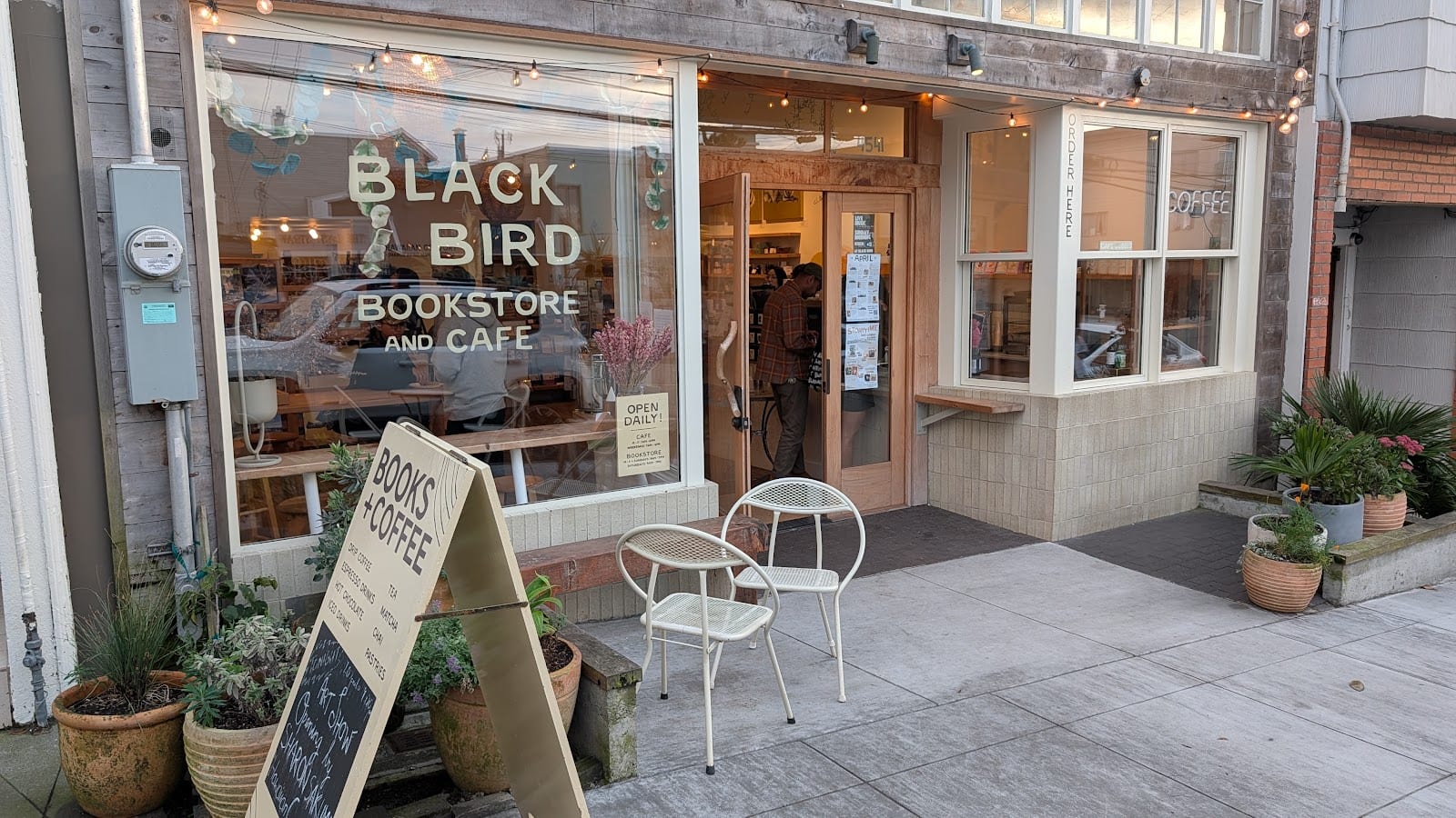 Black Bird Bookstore and Café