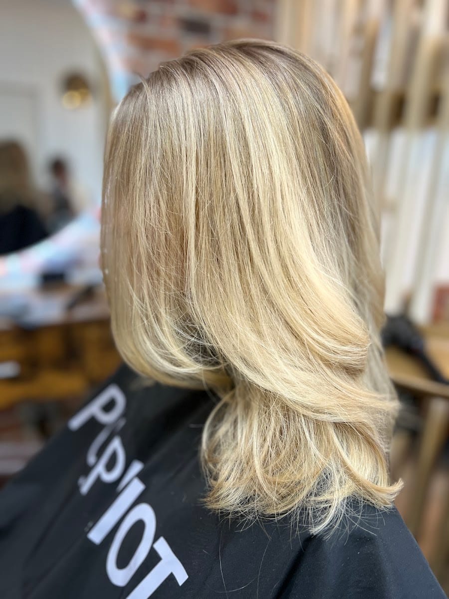 K&M Hair Design