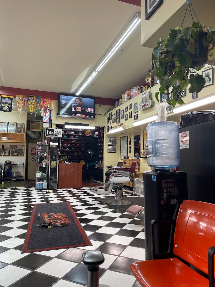 Heff's Barbershop