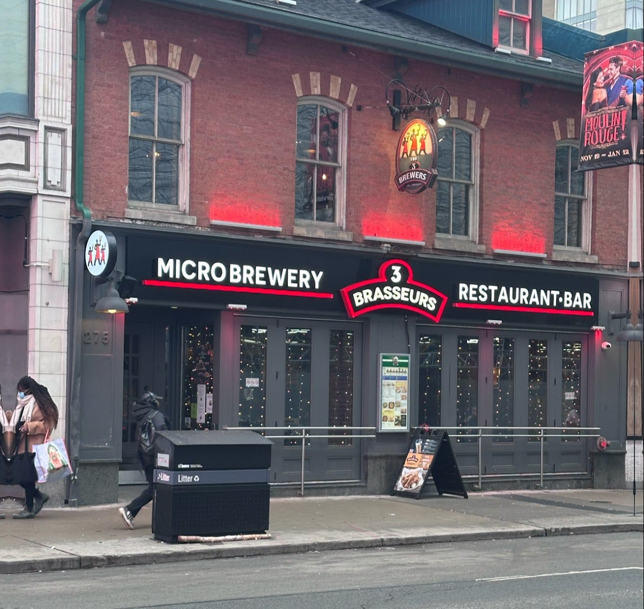 3 Brasseurs MicroBrewery - Toronto, photo 2