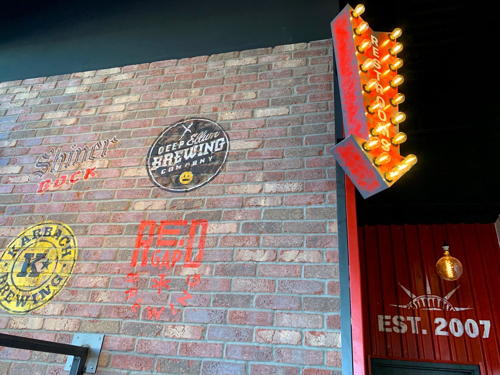 Parry's Pizzeria & Taphouse, photo 2