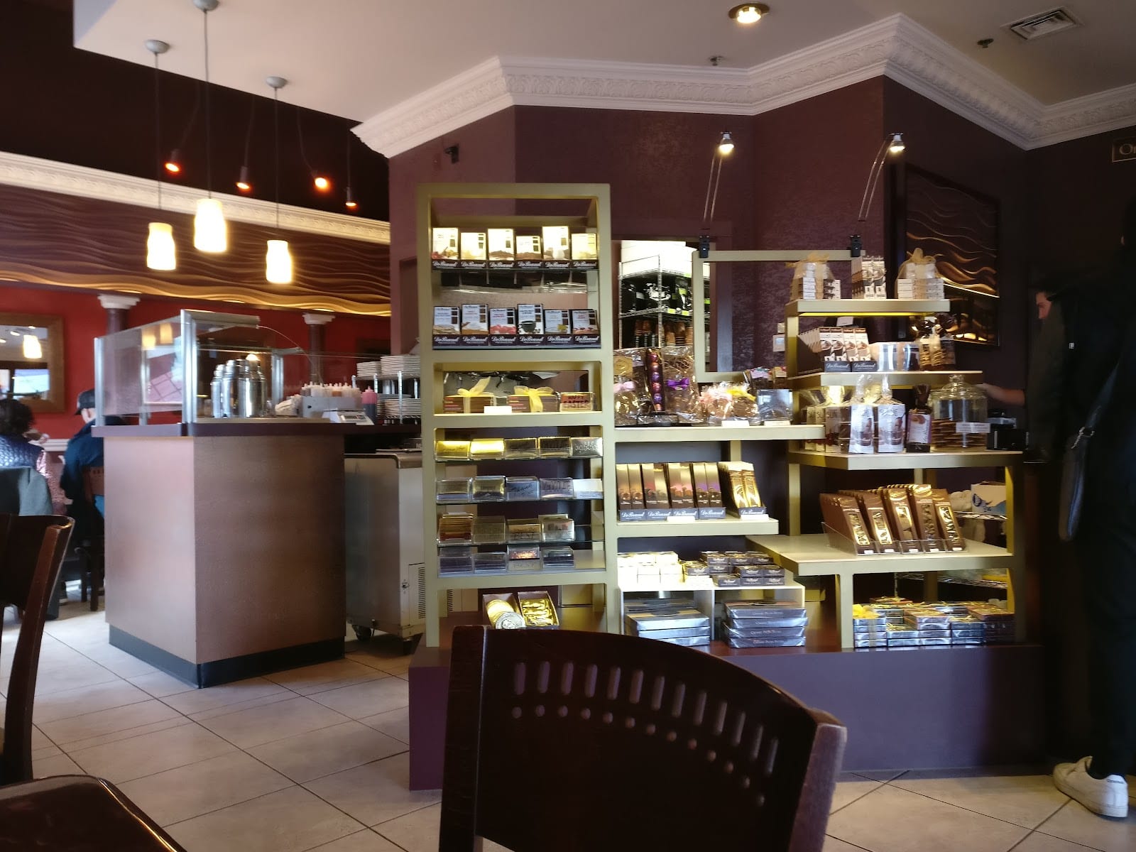 DeBrand Fine Chocolates