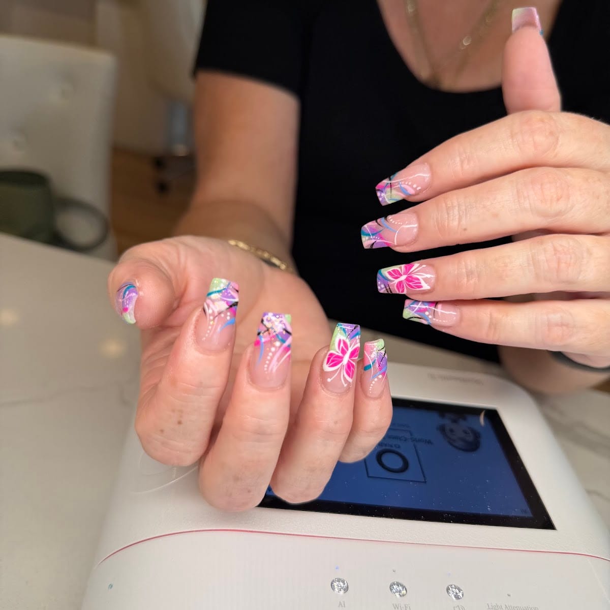 Le's Exotic Nailz & Spa