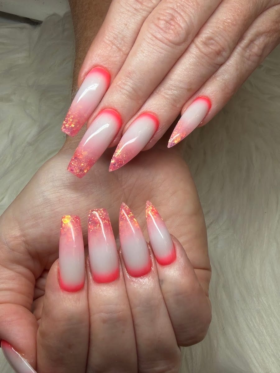 Luxy Nails Salon, photo 4