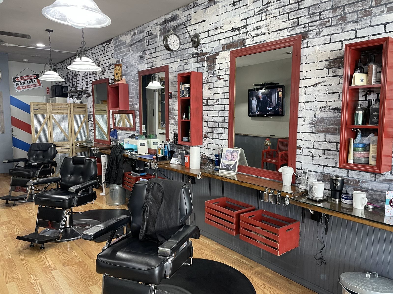 Dave's on Main Barbershop - Downtown Sarasota