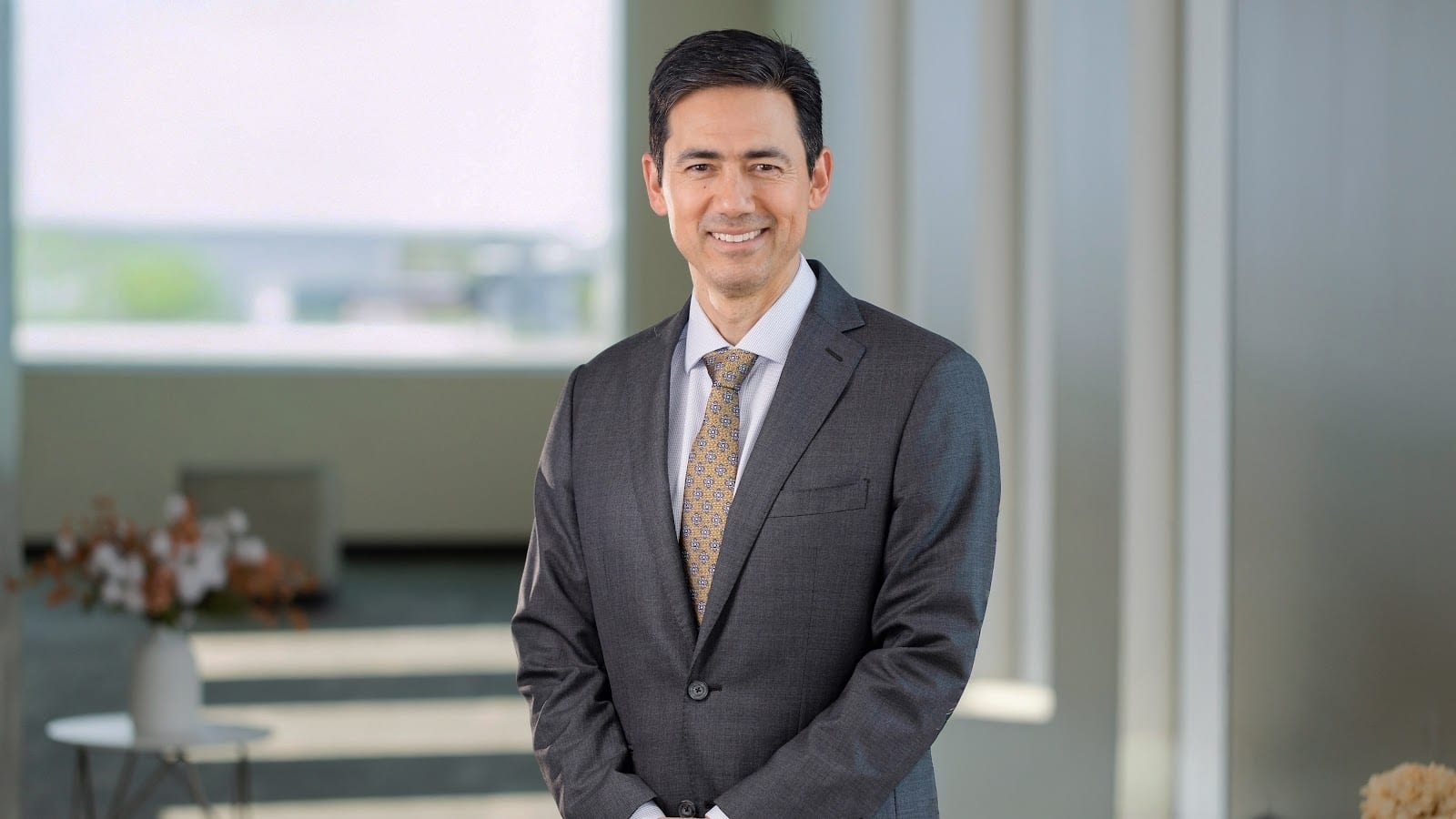 Peter Nakaji, MD, photo 3