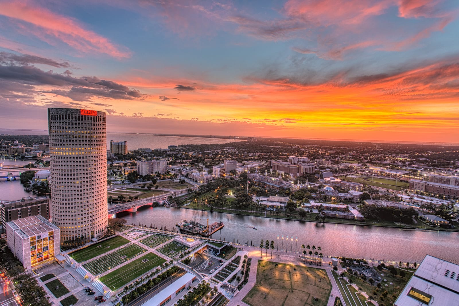 The Tampa Club, photo 2