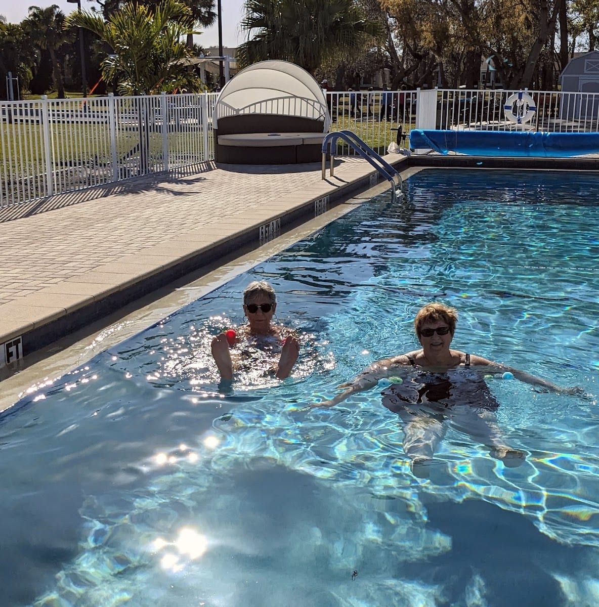 Port Charlotte Village, photo 2