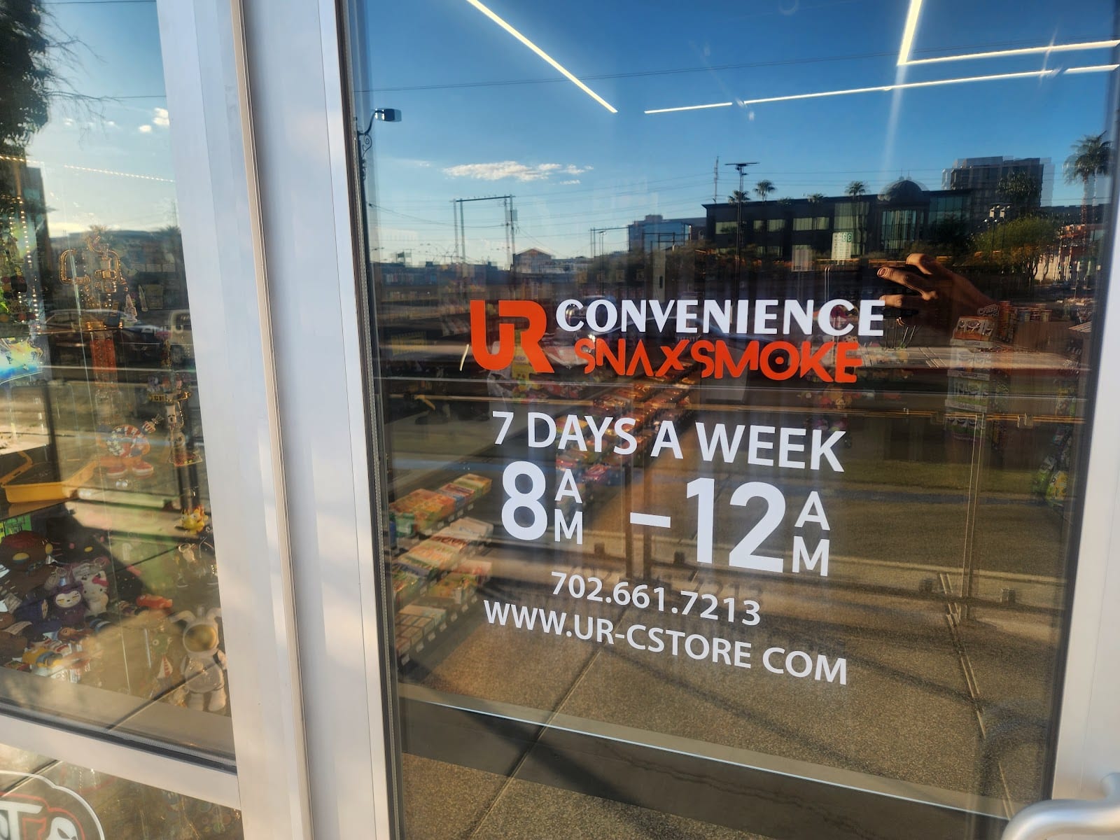 UR Convenience Store SNAX SMOKE, photo 4