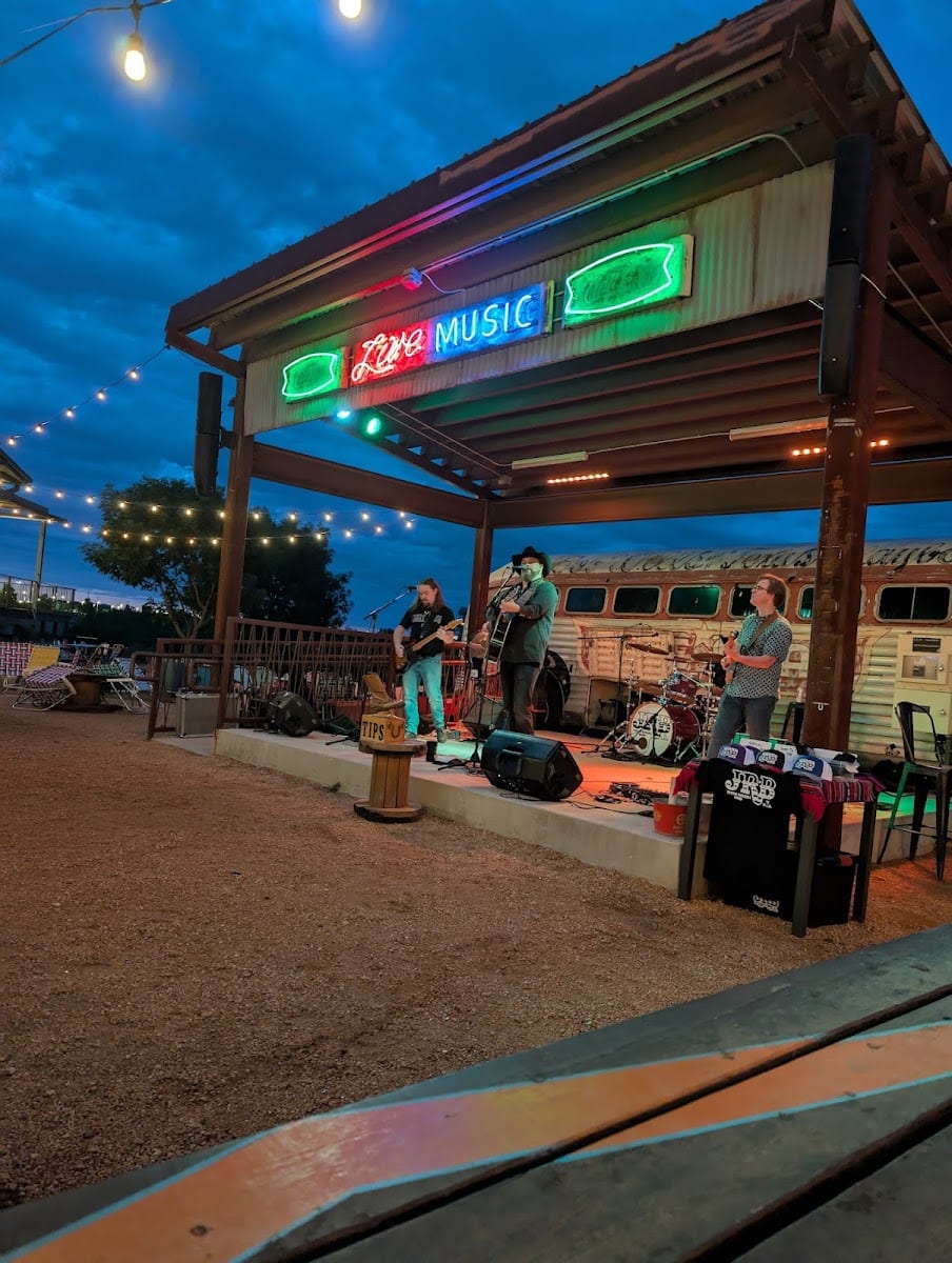 Truck Yard, photo 2