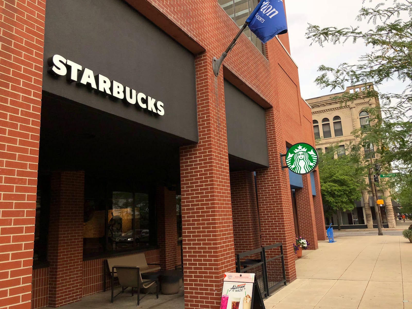 Starbucks, photo 2