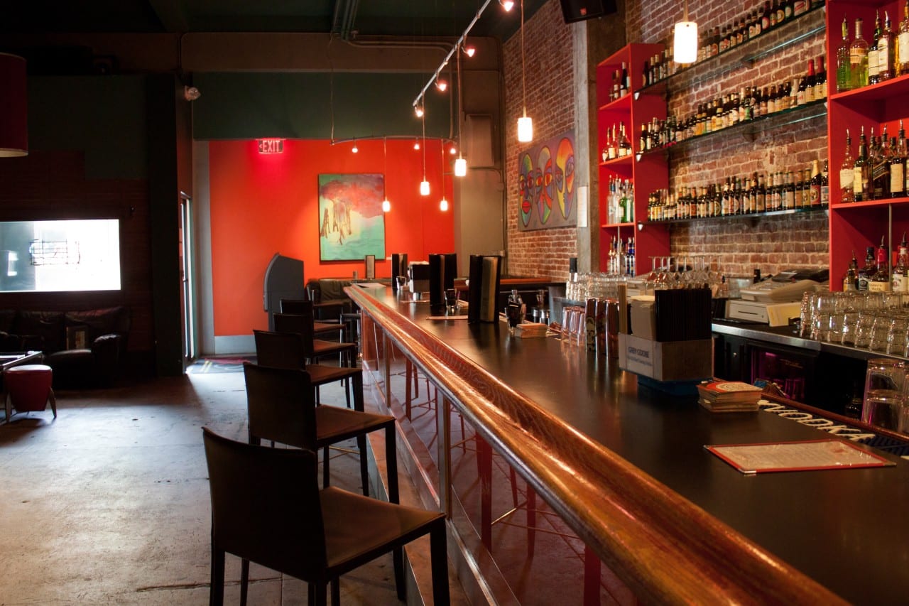 Bar 35