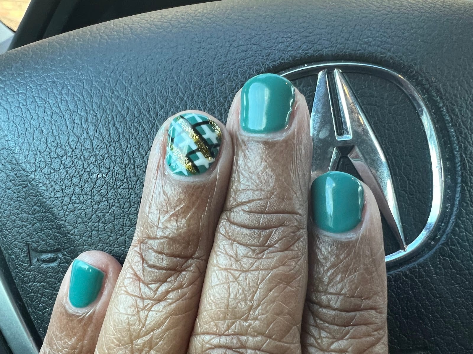 Vivian's Nails