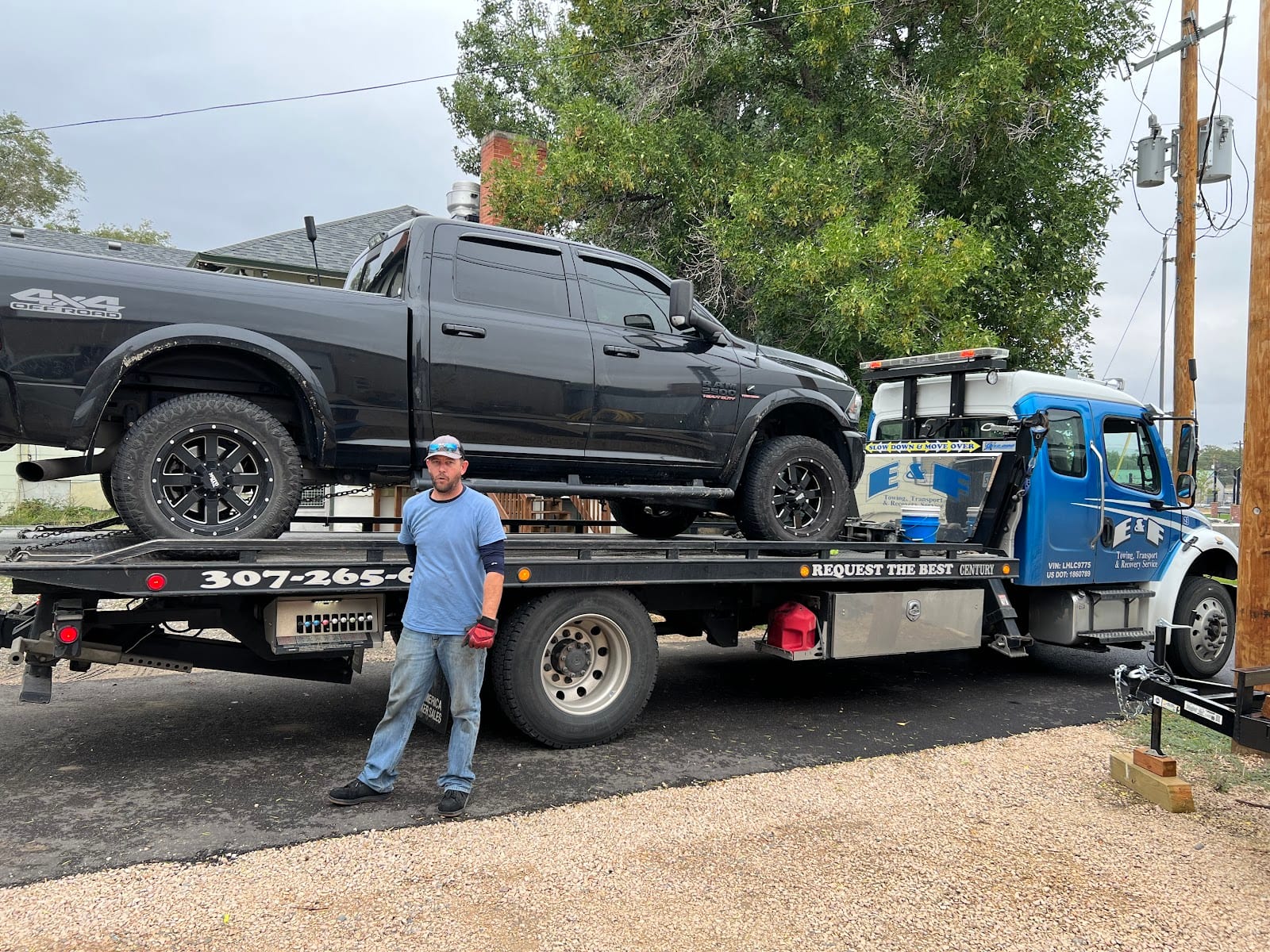 E&F Towing, photo 2