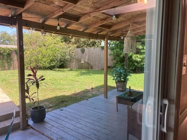 Modern Home ¤ Close to Shopping, Dining Downtown! Outdoor dinning Fireplace!, photo 2