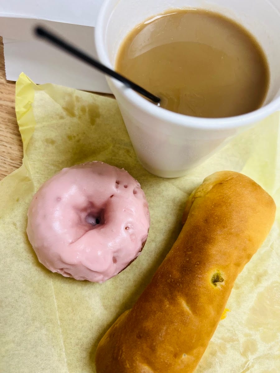 DJ's Donuts
