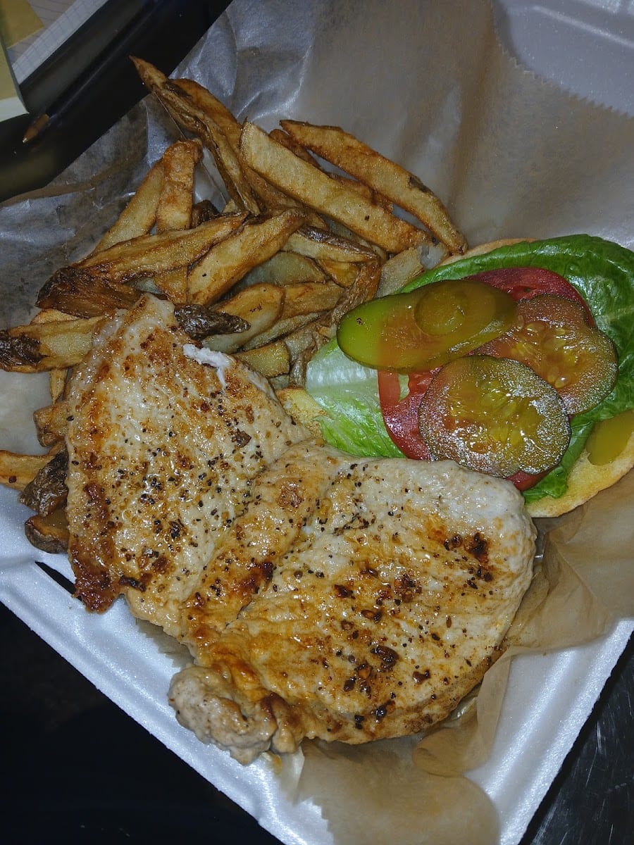 Lewie's Cafe & Catering