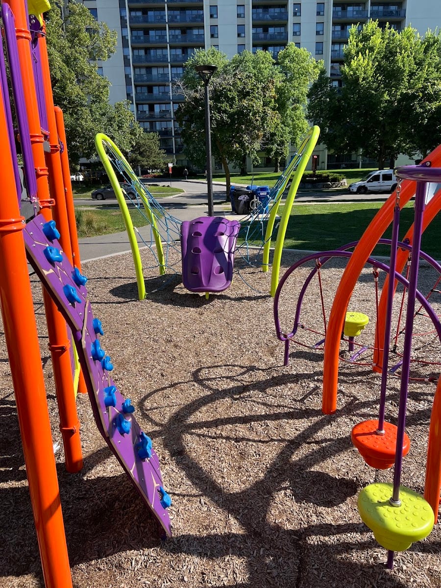 Parkway Forest Park, photo 3