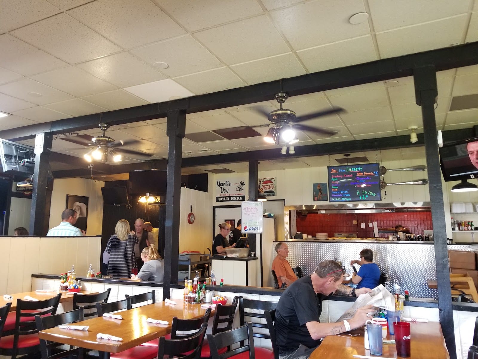 Route 12 Diner