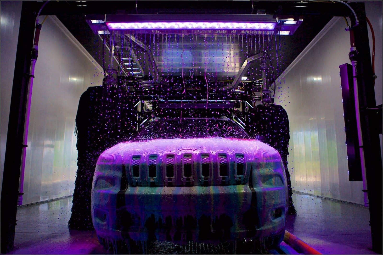 Rich's Car Wash - Airport