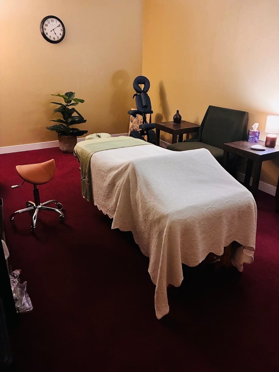 Lux Massage by Leah