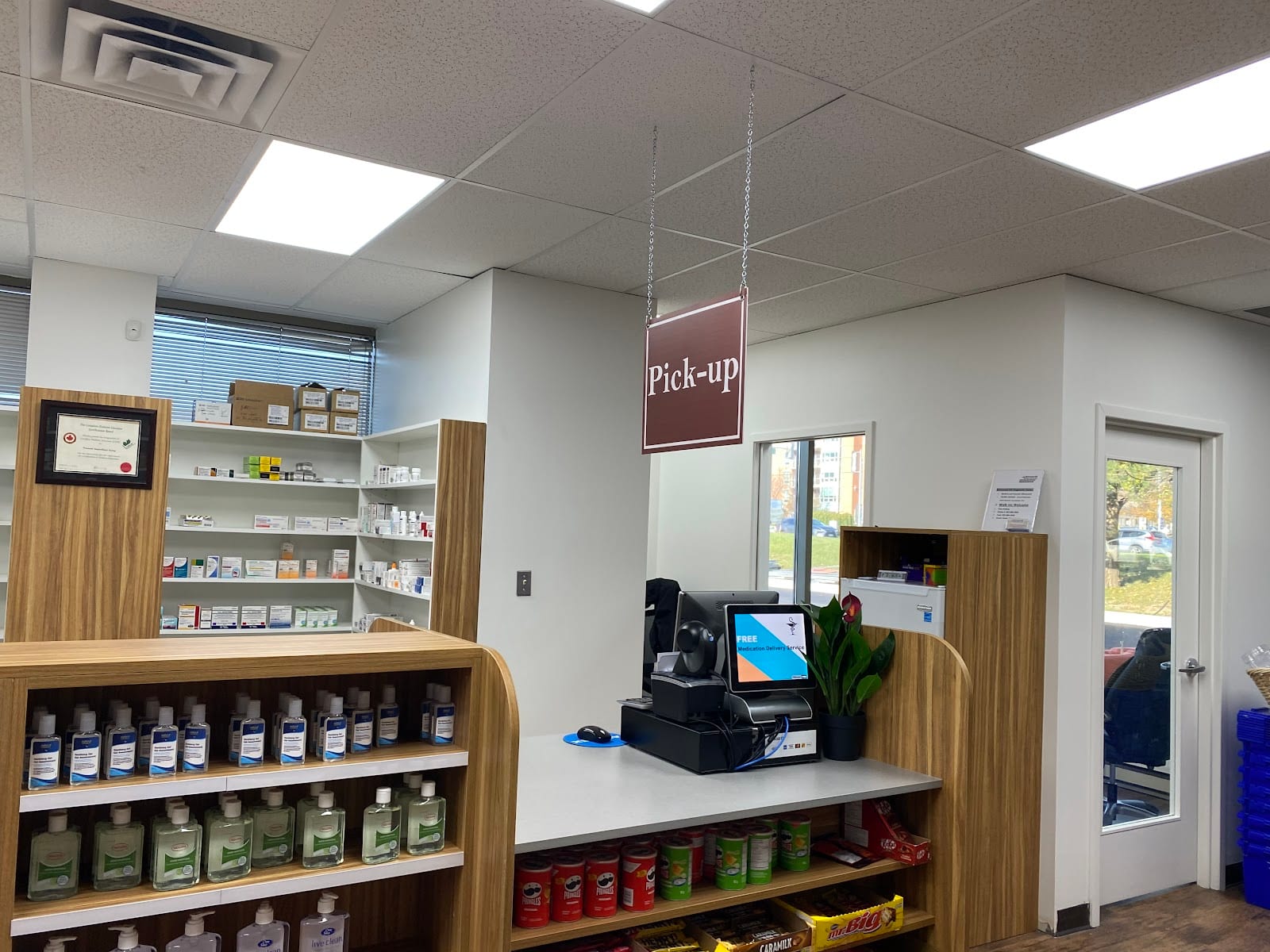 MACKENZIE DRUG MART, photo 3
