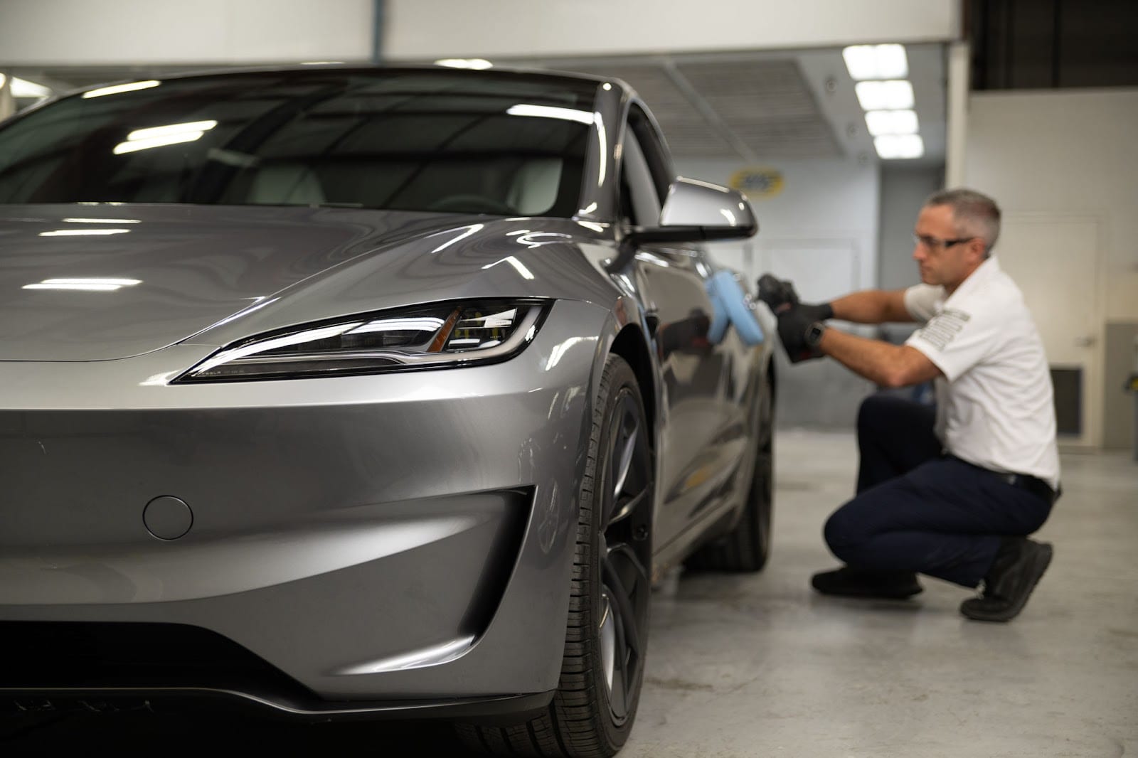 Sameday Auto Scratch and Dent Repair