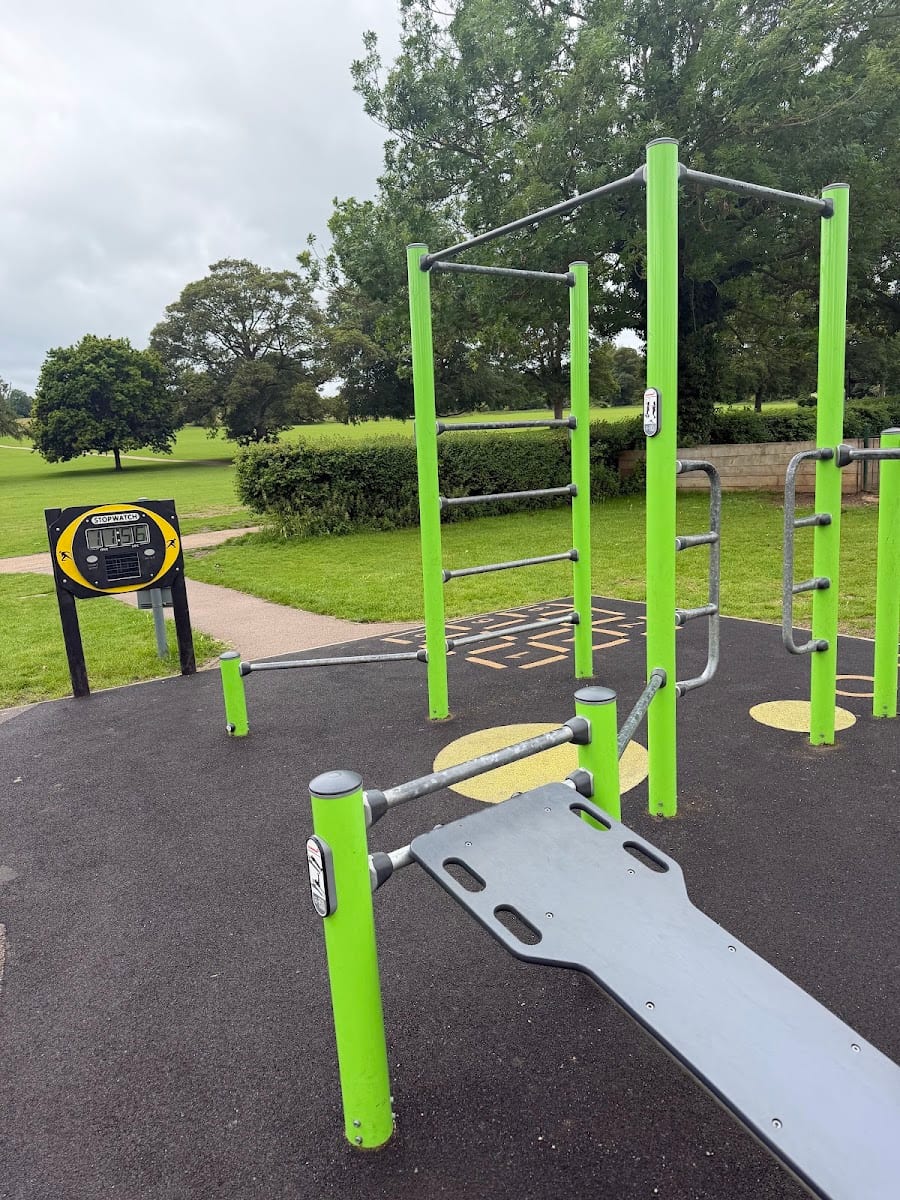 London 2012 adiZone Outdoor gym, photo 3