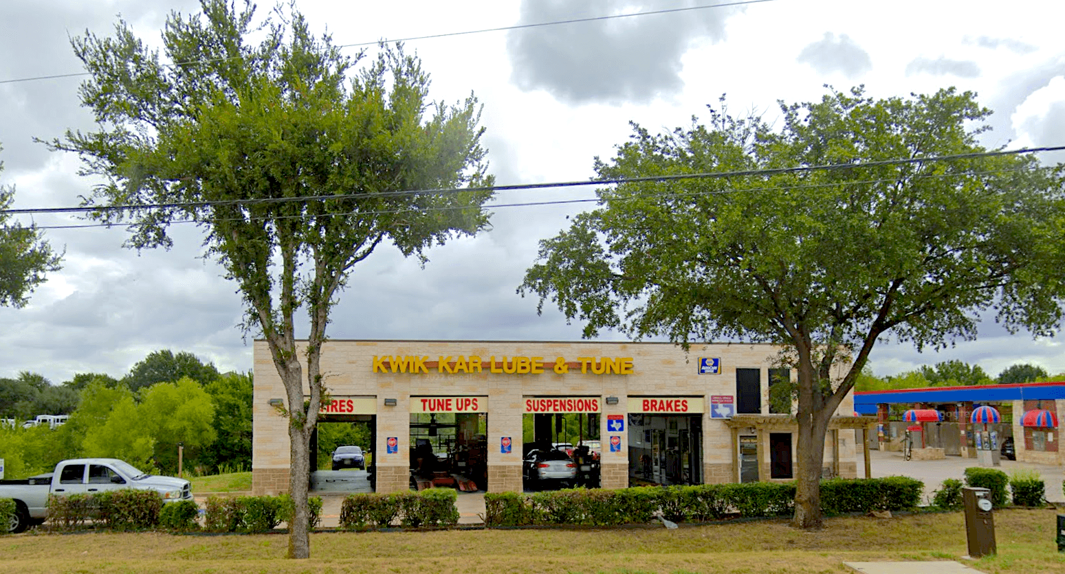 Kwik Kar Oil Change & Auto Care, photo 2