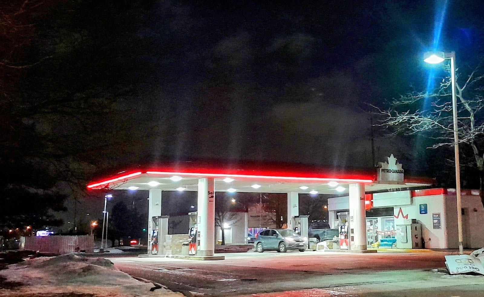 Petro-Canada & Car Wash, photo 2