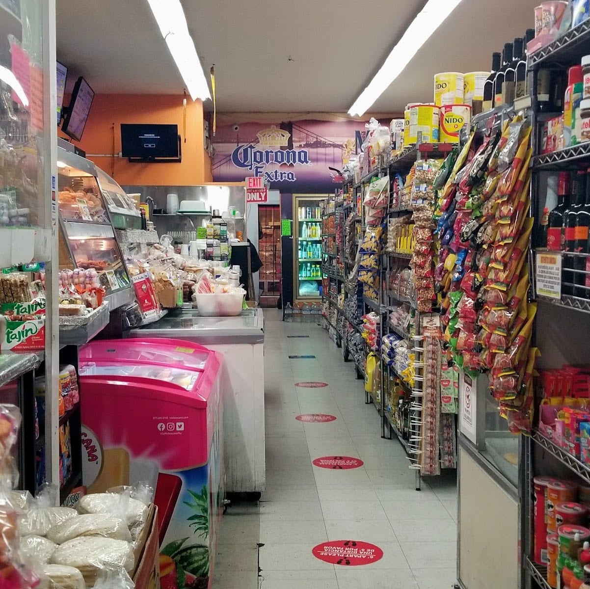 El Ahorro Market & Deli