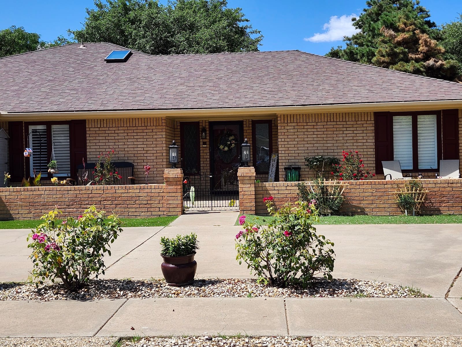 Clear Rock Realty