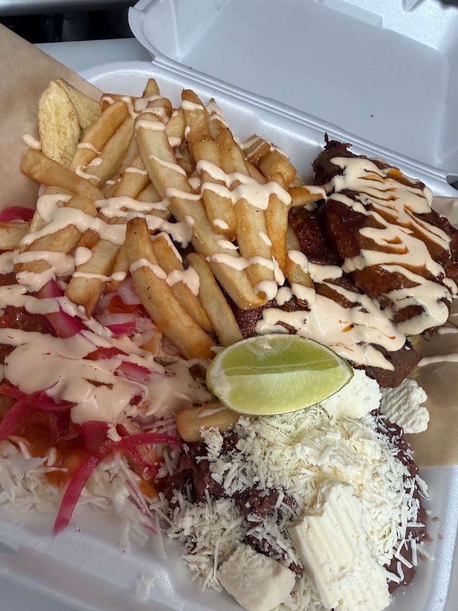 Linda’s food truck