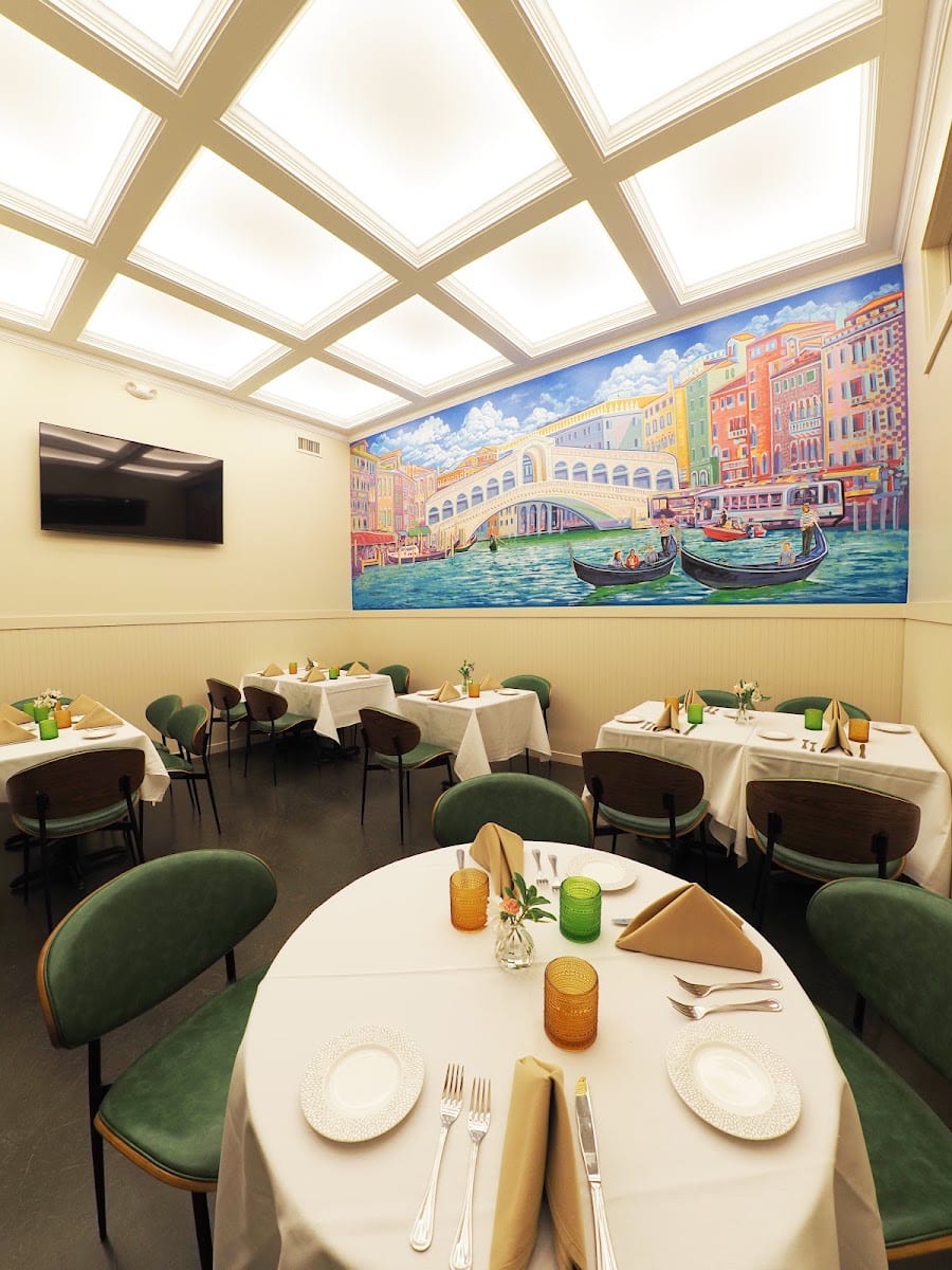 Amici Trattoria, Wine Bar & Market, photo 3