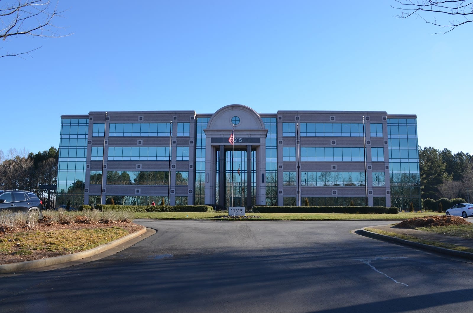 Milan Eye Center