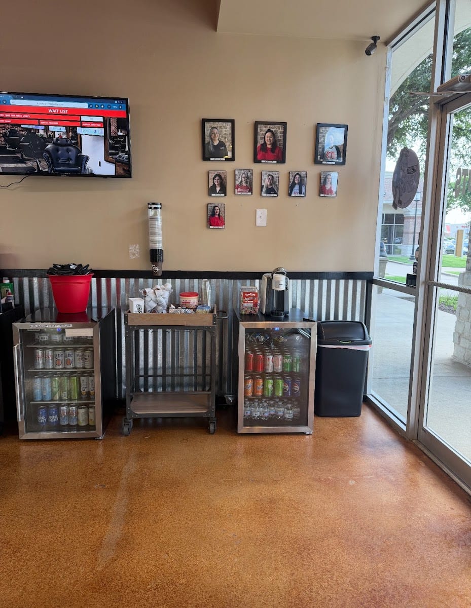 Knockouts Haircuts & Grooming - Barbershop, photo 3