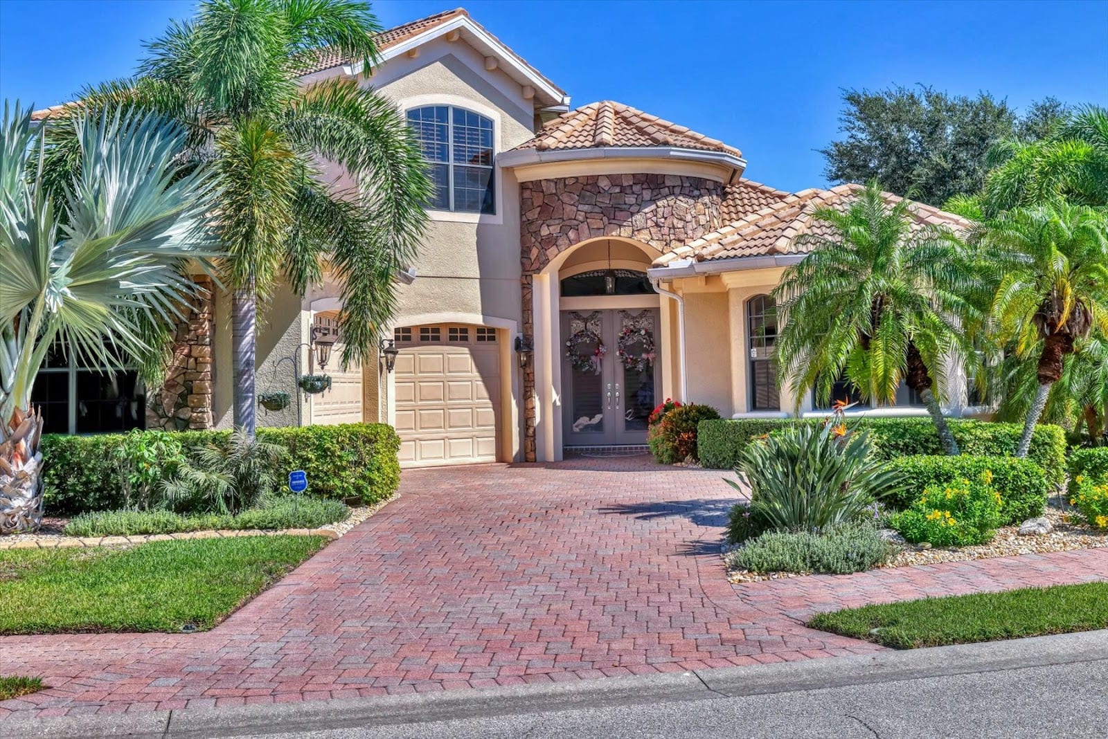 Raffie Hamilton - Good Life Realty