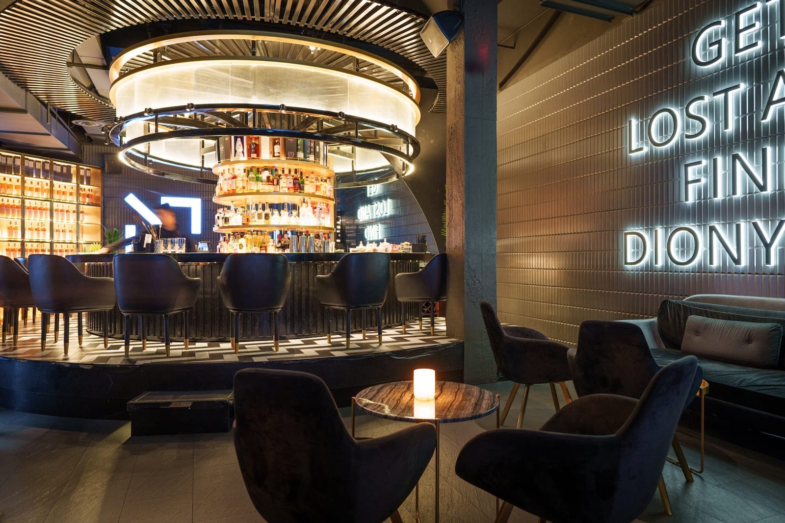 Bar 404, photo 2
