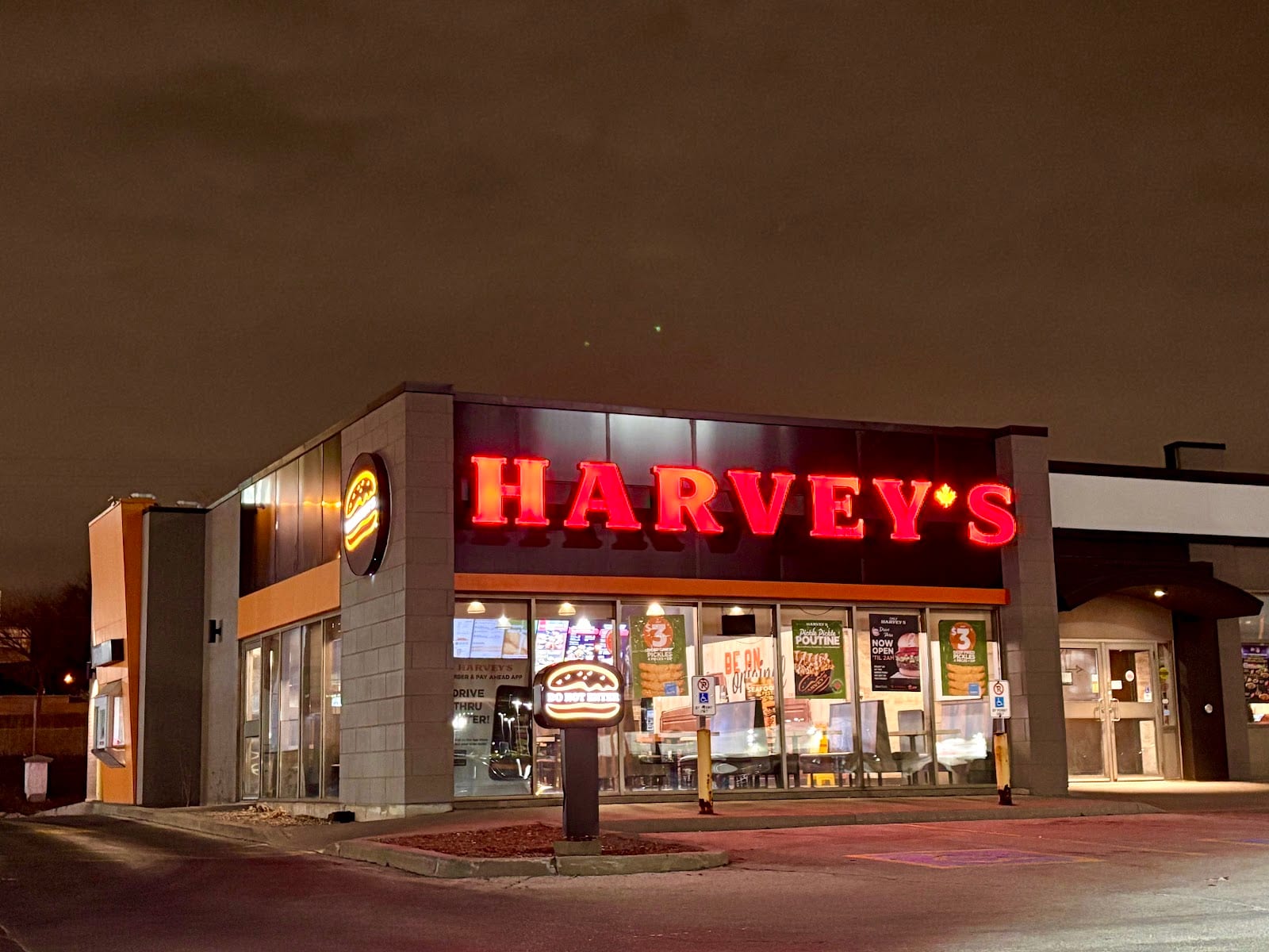 Harvey's, photo 2